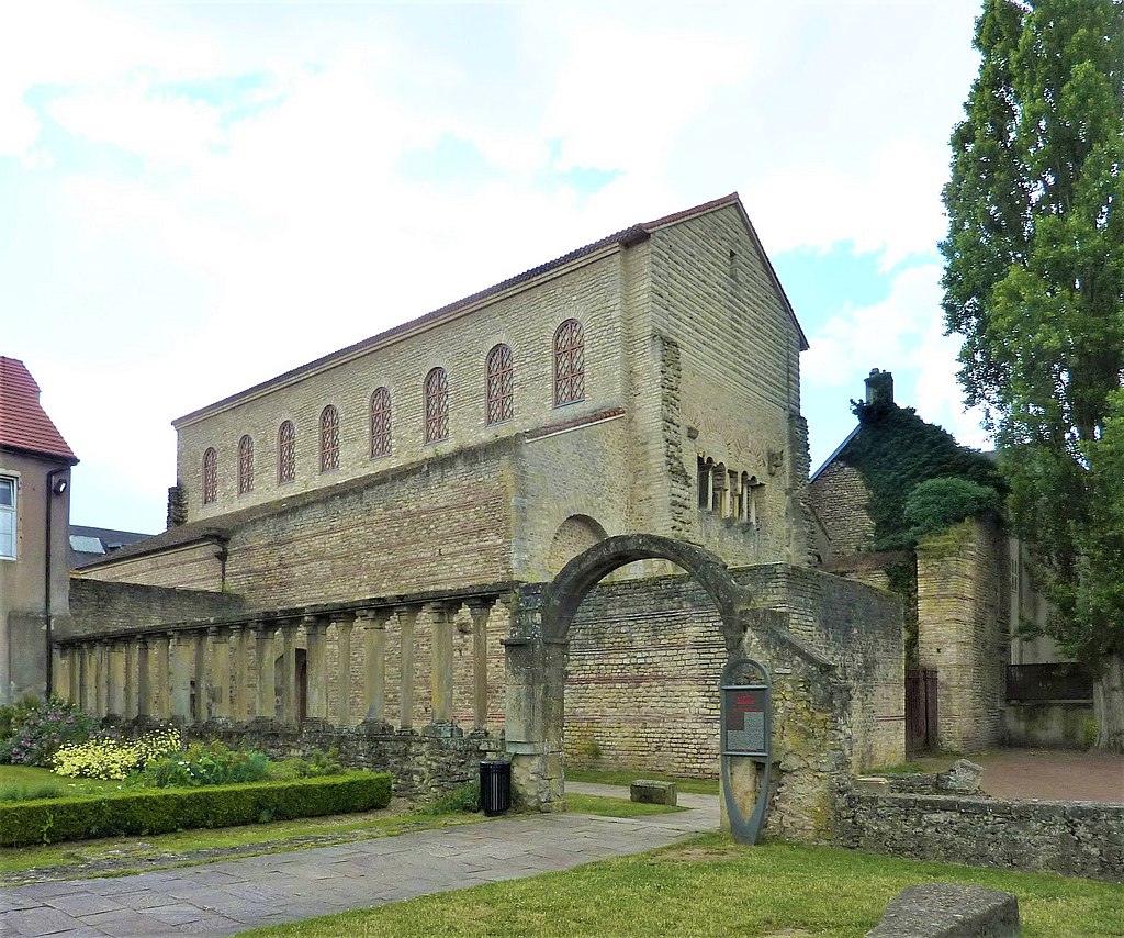 Église_Saint-Pierre-aux-Nonnains_de_Metz_(2).jpg