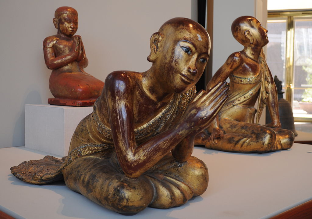 бирм Disciple_of_the_Buddha_(Burma)_03.jpg