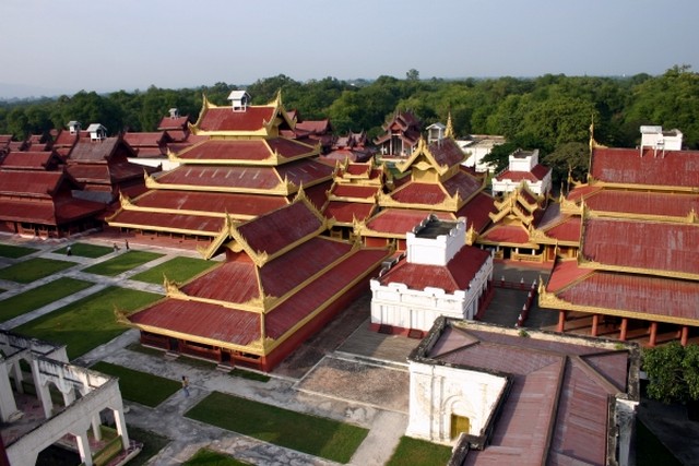 бирмRoyal-Palace-mandalay.jpg