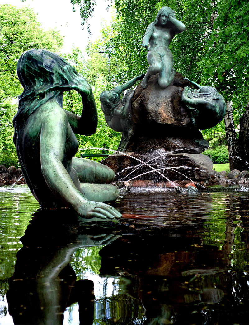 викстрём 800px-Aino_patsas_Lahden_Kartanopuisto.jpg