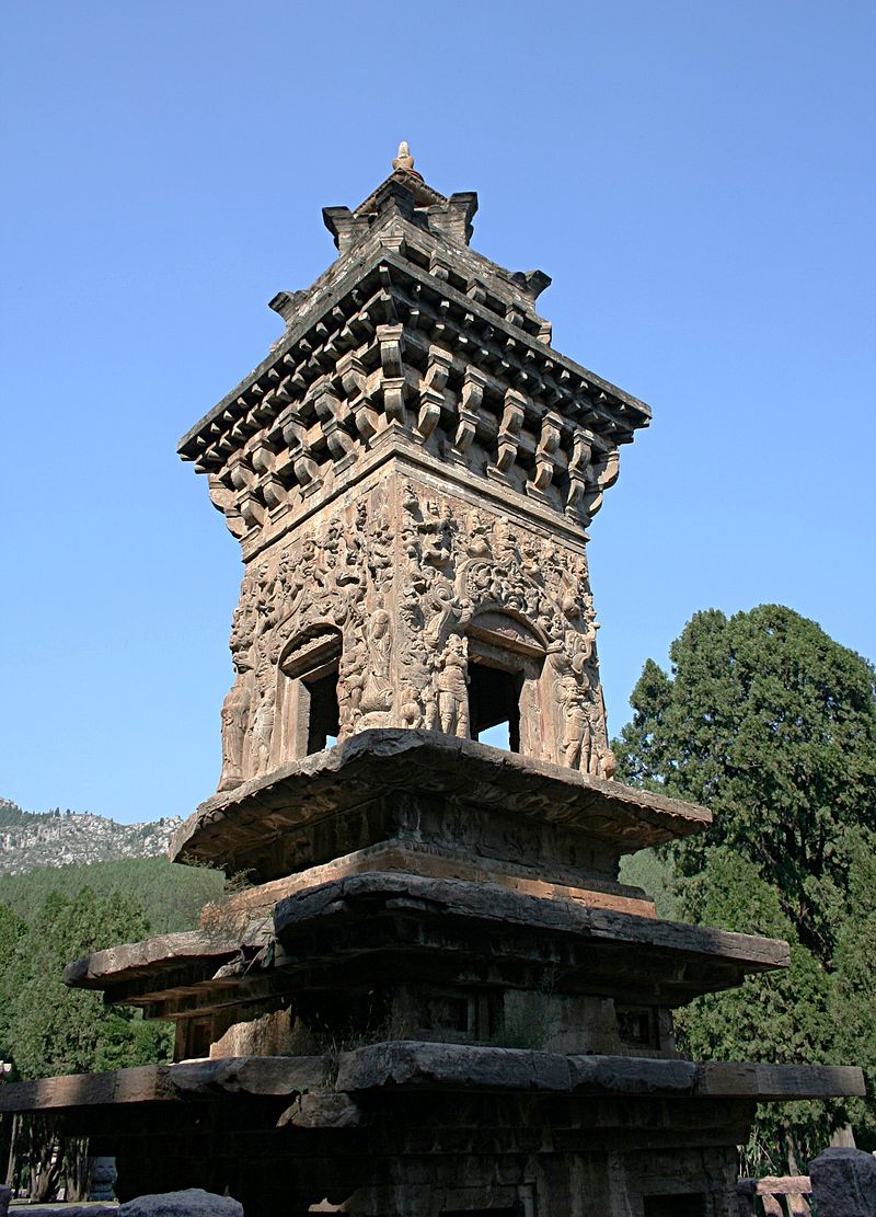врем неизв800px-Dragon_and_tiger_pagoda_shandong_2006_09_2.jpg