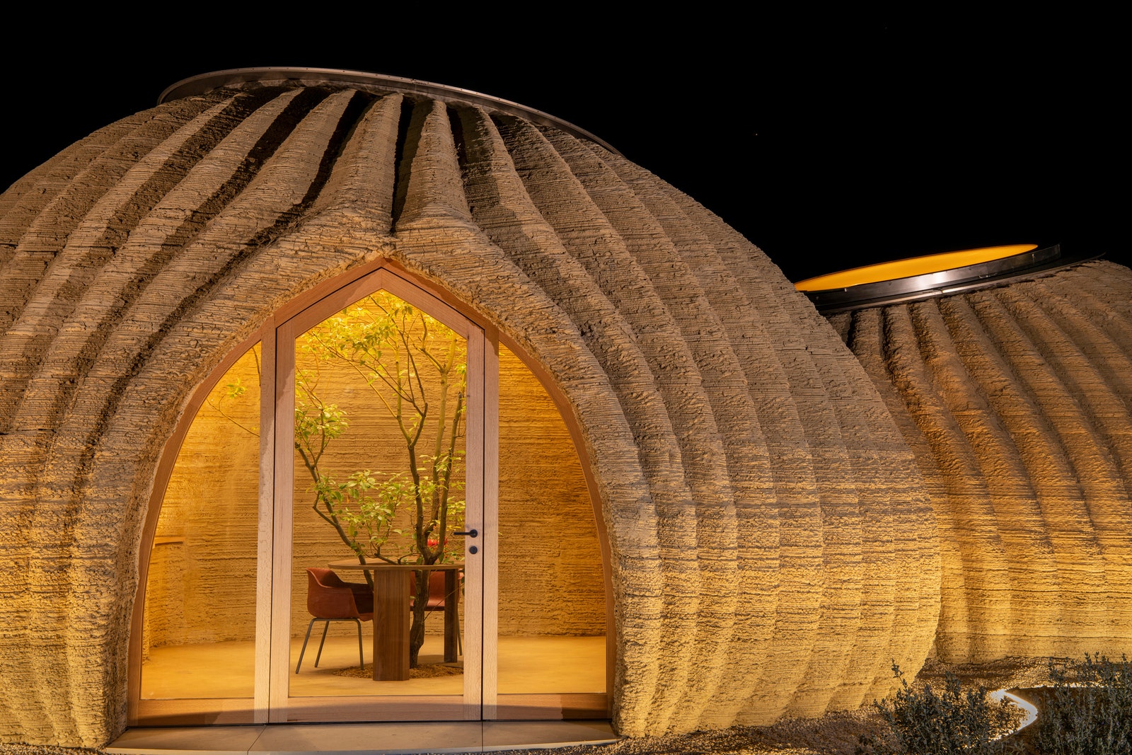 ит 8_TECLA_Ph Iago Corazza_external night view.jpg
