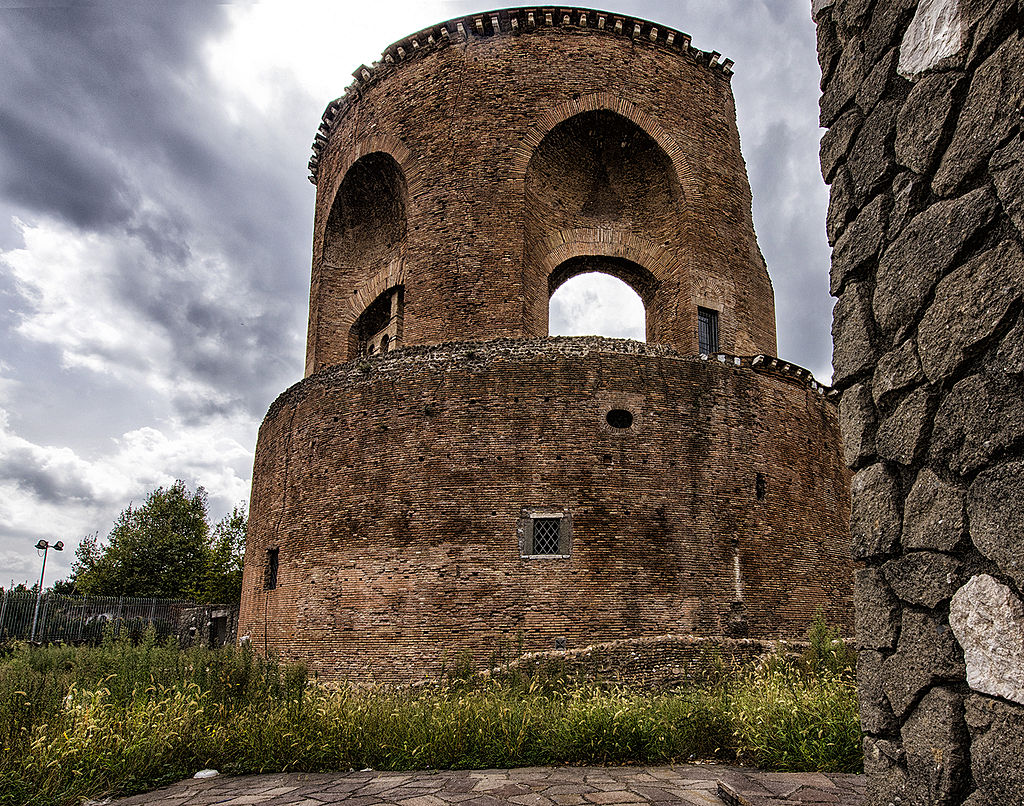 рим Mausoleo_di_S.Elena_-_Roma.jpg