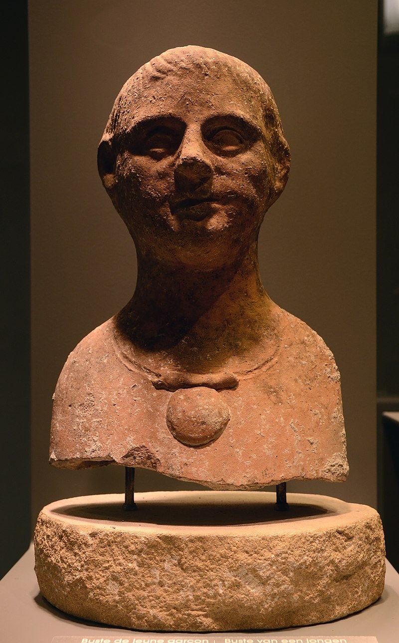 этрурияBuste_Bulla_Etrurie_Musée_Mariemont_08_11_2015.jpg
