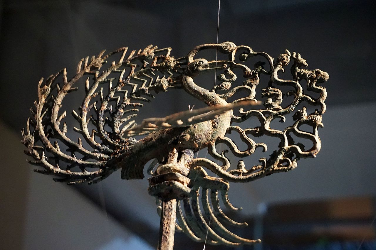 东汉摇钱树局部1.jpg