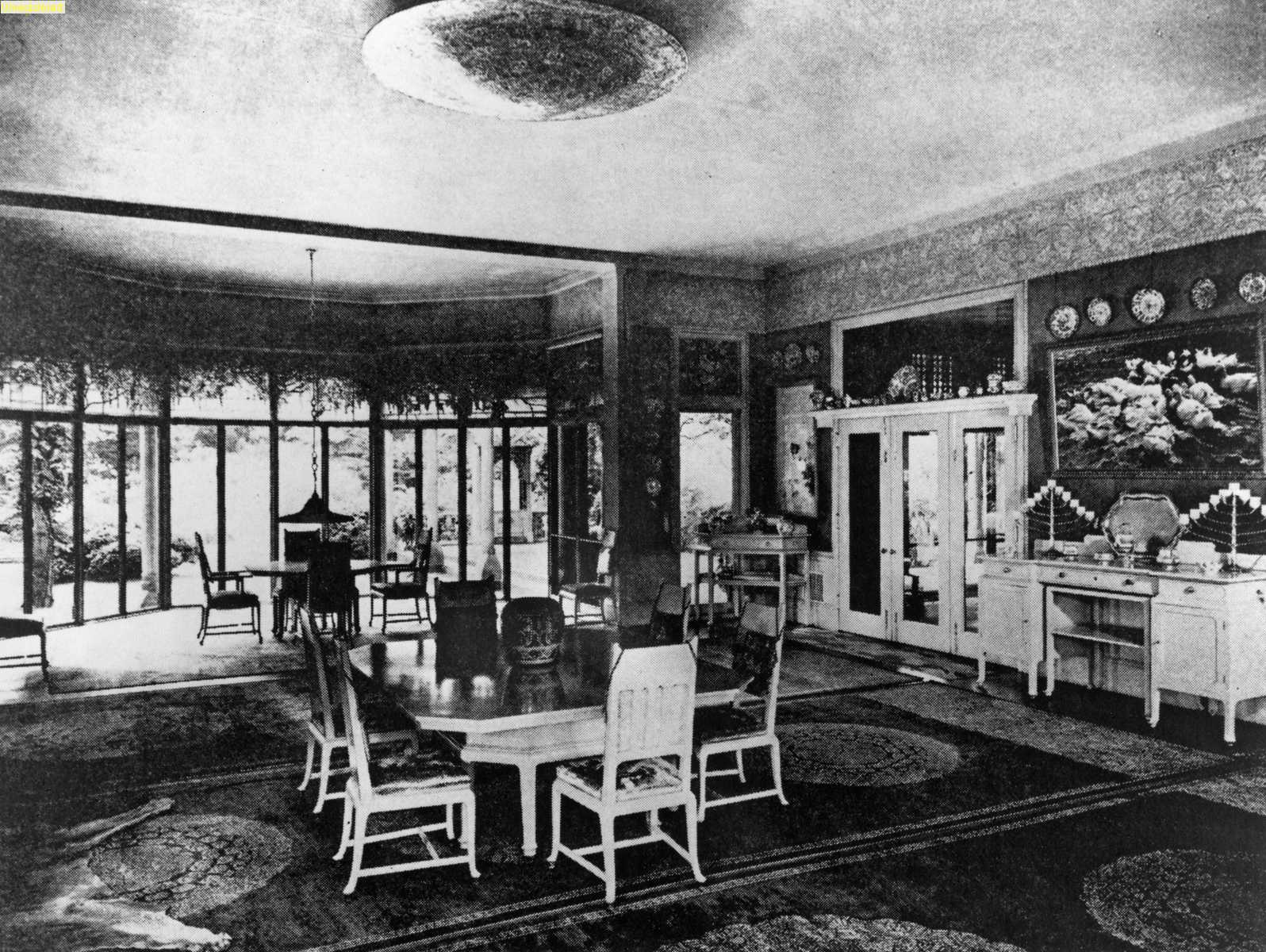 04._Dining_room_from_Laurelton_Hall_c_.1925.jpg