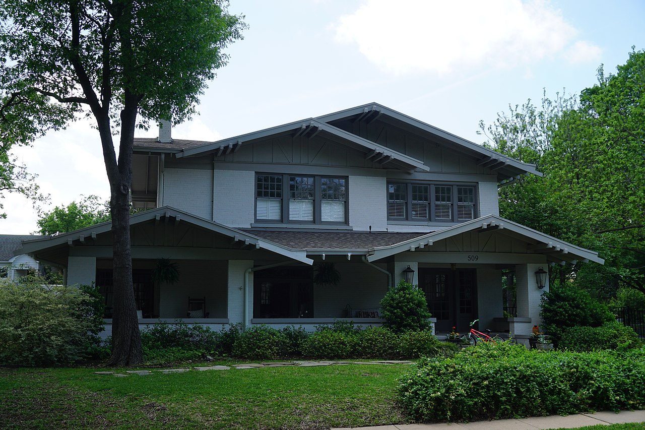 10-е McKinney_April_2017_103_(509_Tucker).jpg