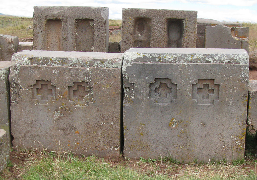 1024px-7_Puma_Punku.jpg