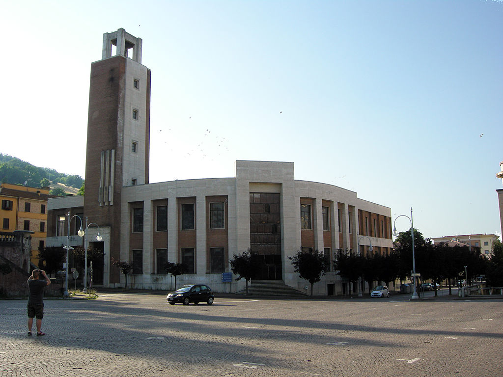 1024px-Predappio,_casa_del_fascio_00.jpg