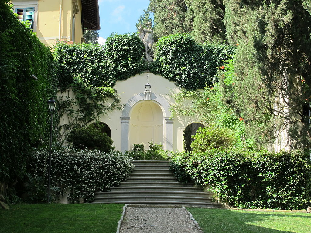 1024px-Villa_i_tatti,_ext.,_giardino_09.jpg