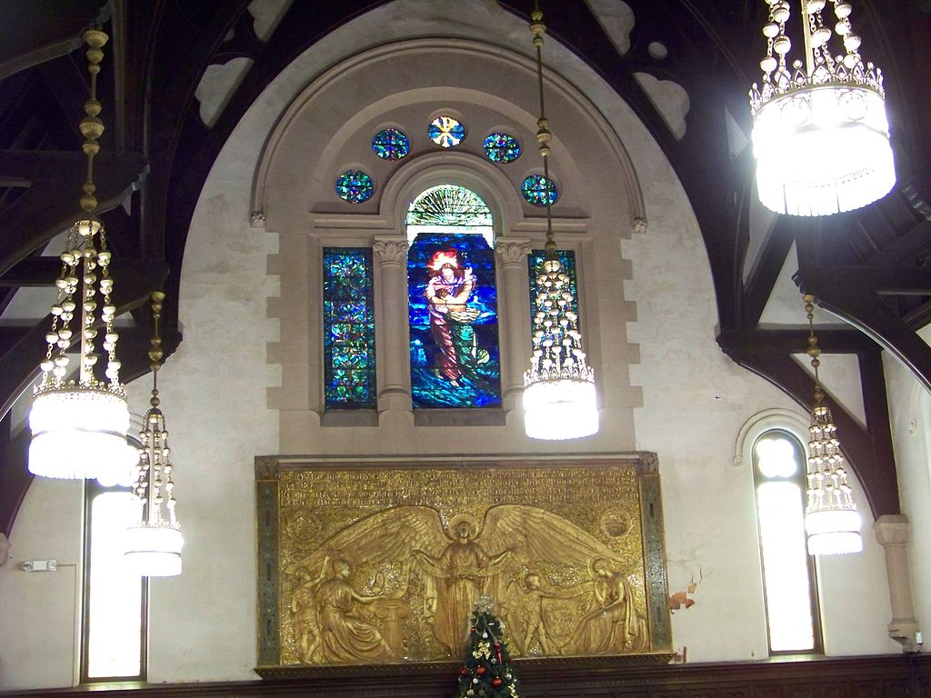 1024px-Willard_Chapel_rear_interior.jpg