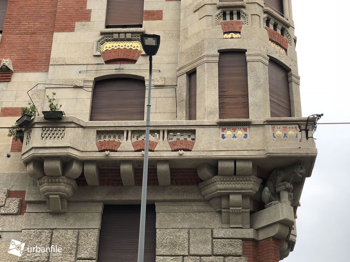 10Casa Felisari 2018-05_Architettura_Via_Settembrini_28_Pathé.jpg