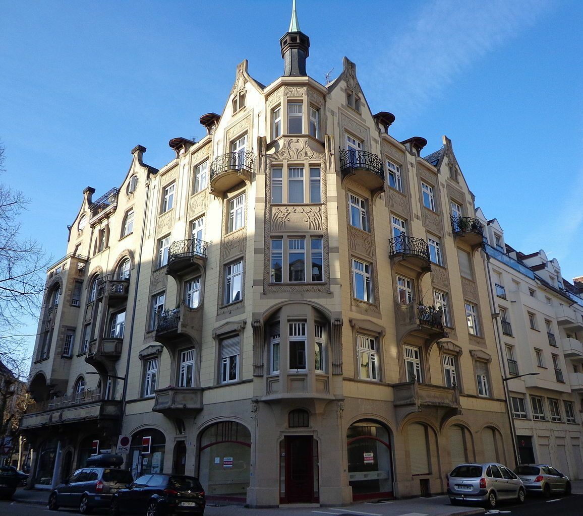 1156px-Strasbourg_3_et_1_rue_Sellénick.jpg