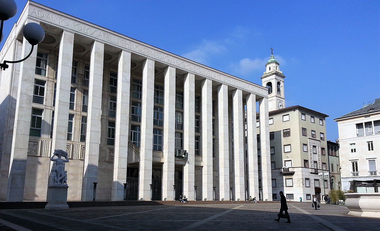 1280px-0palazzo_della_Libertà.jpg