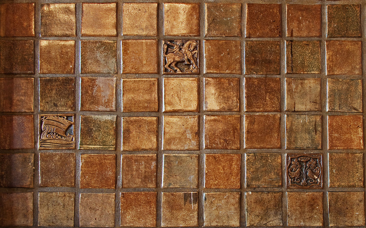1280px-Art_tiles,_Hollywood_YMCA_1.jpg