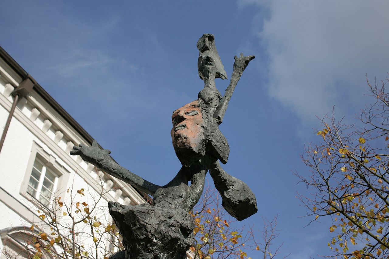 1280px-Bergisch_Gladbach_Bensberg_-_Schloss_-_Die_Hässliche_I_04_ies.jpg
