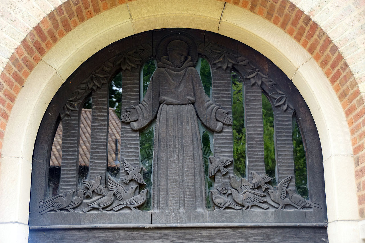 1280px-Bournville_St_Francis_William_Bloye_tympanum.jpg