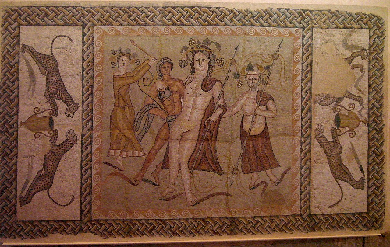 1280px-Mosaico_de_Baco_(Alcalá_de_Henares).jpg