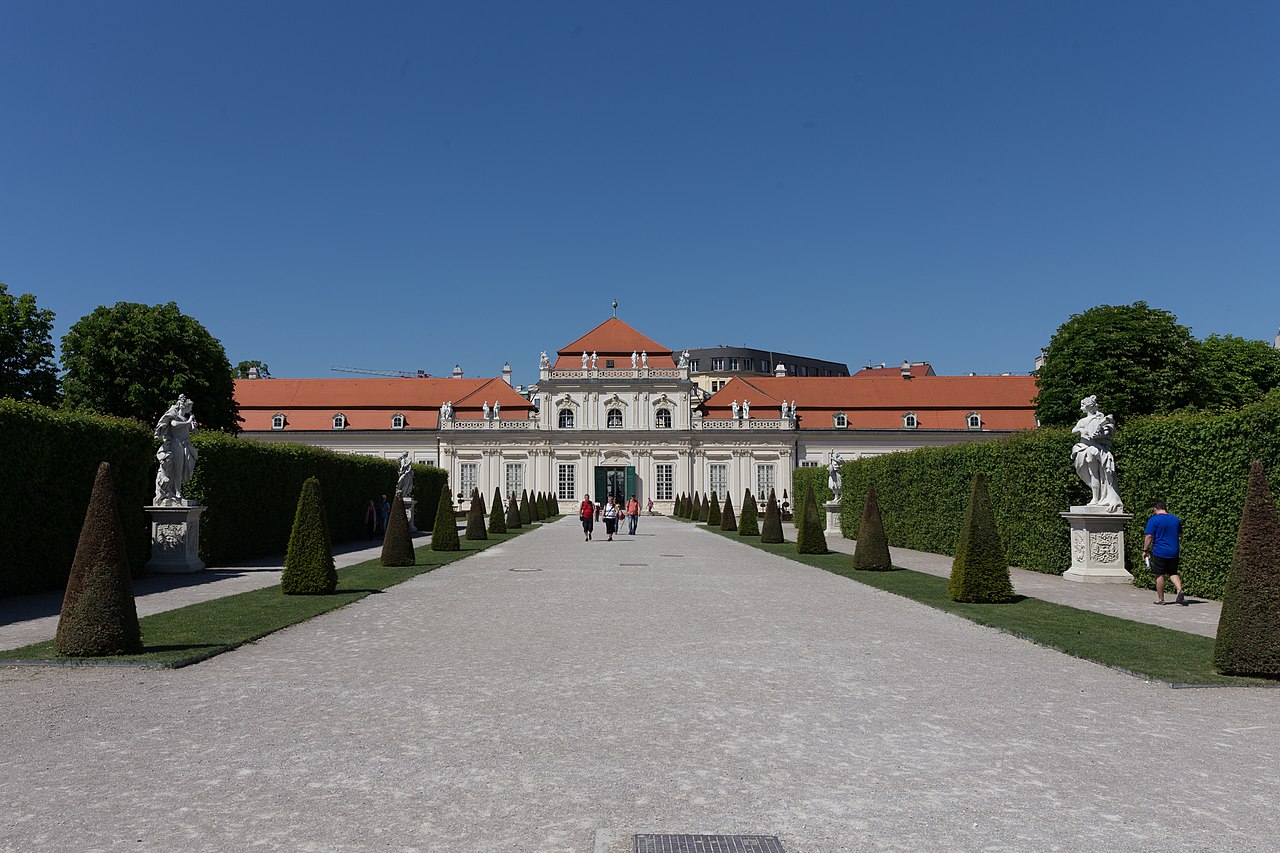 1280px-Wien_-_Schloss_Belvedere_20180507-22.jpg