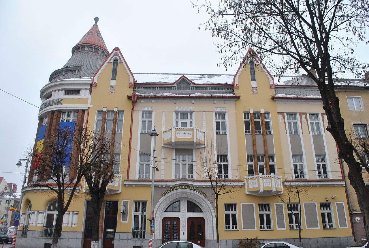 13 1280px-Tg.Mures_Fosta_Banca_Albina.jpg
