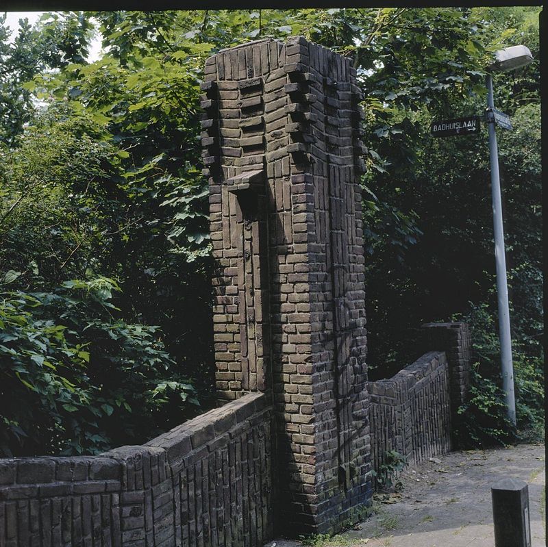 16 800px-Oude_Haven_-_Hilversum_-_20354104_-_RCE.jpg