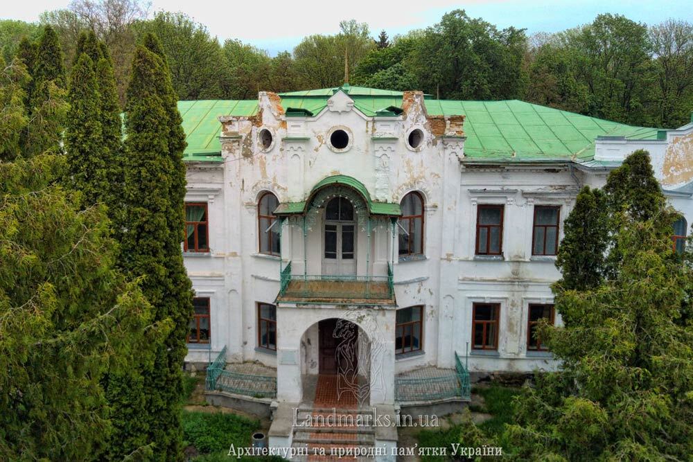 16berezova-rudka-fasade-palace1-1000x667poltavska.jpg