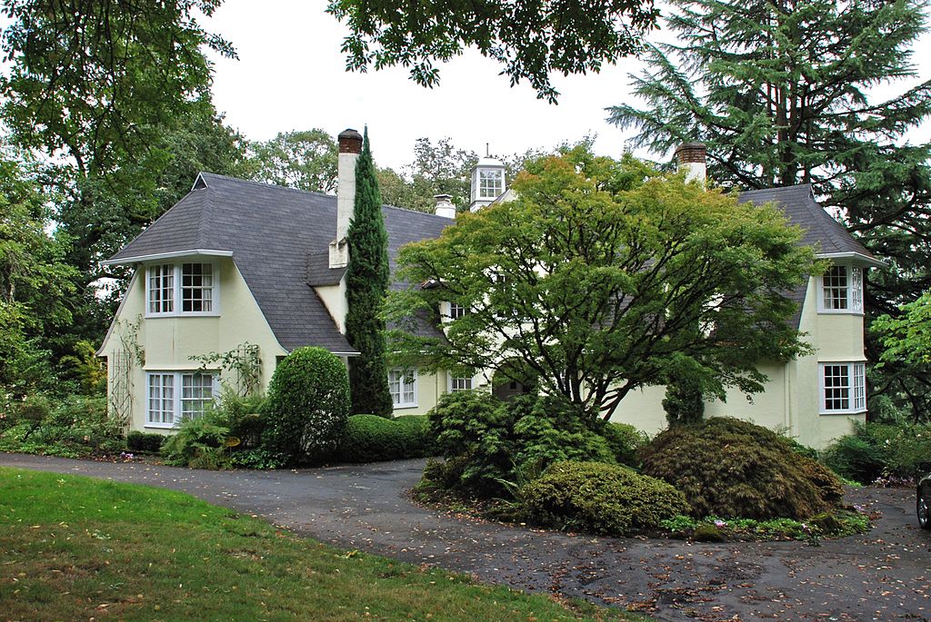 17 1024px-Sherrard-Fenton_House_in_2013.jpg