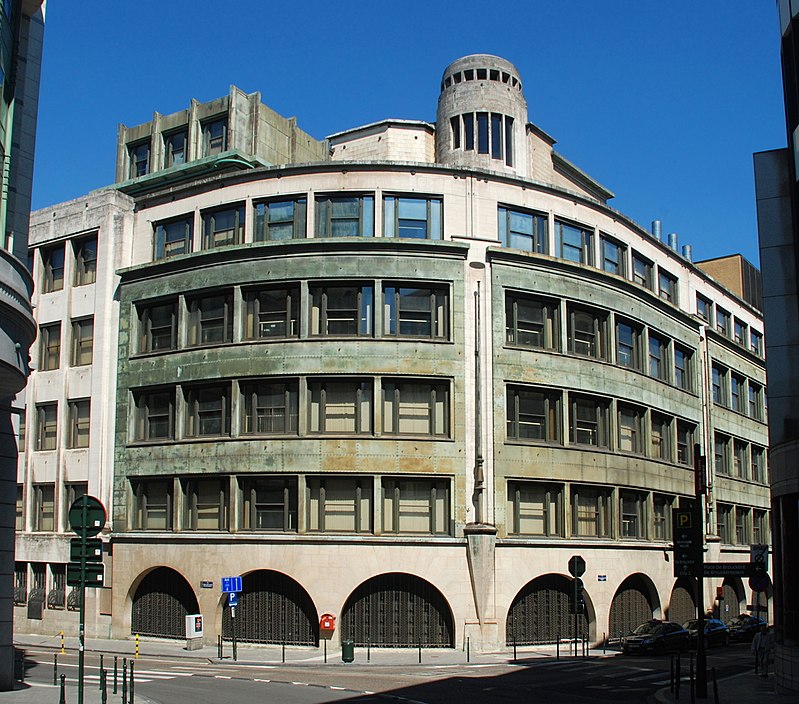 18 800px-Belgique_-_Bruxelles_-_Bâtiment_Chambon_de_la_CGER_-_01.jpg
