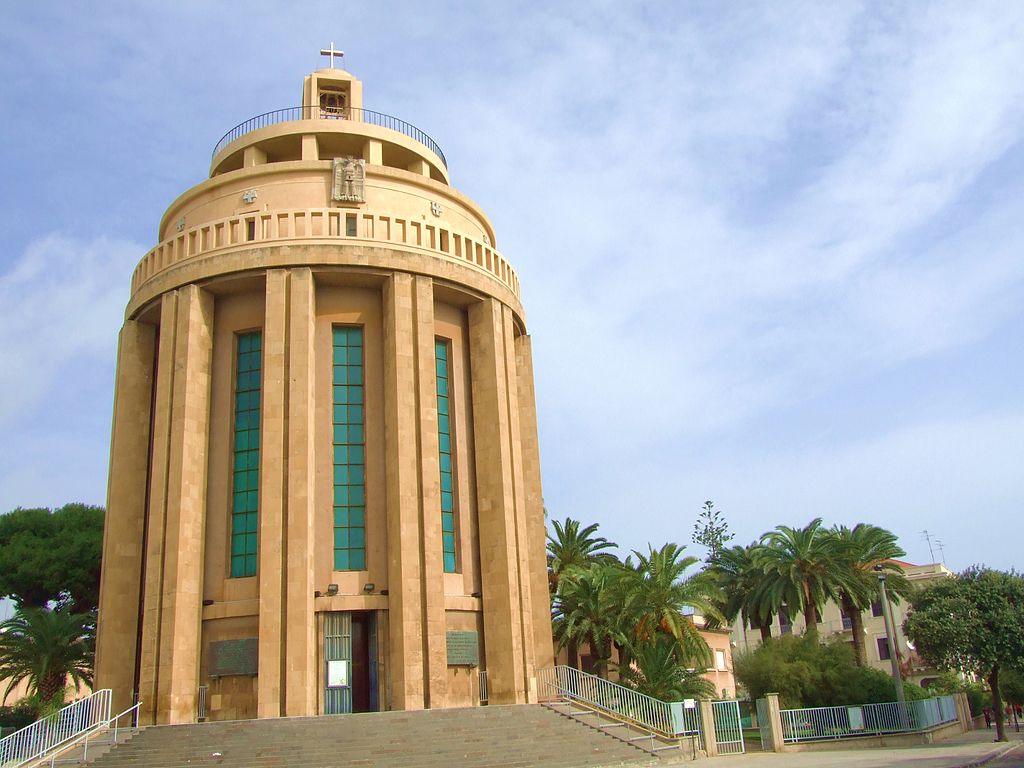 19 024px-Pantheon_(Siracusa)_-_panoramio.jpg