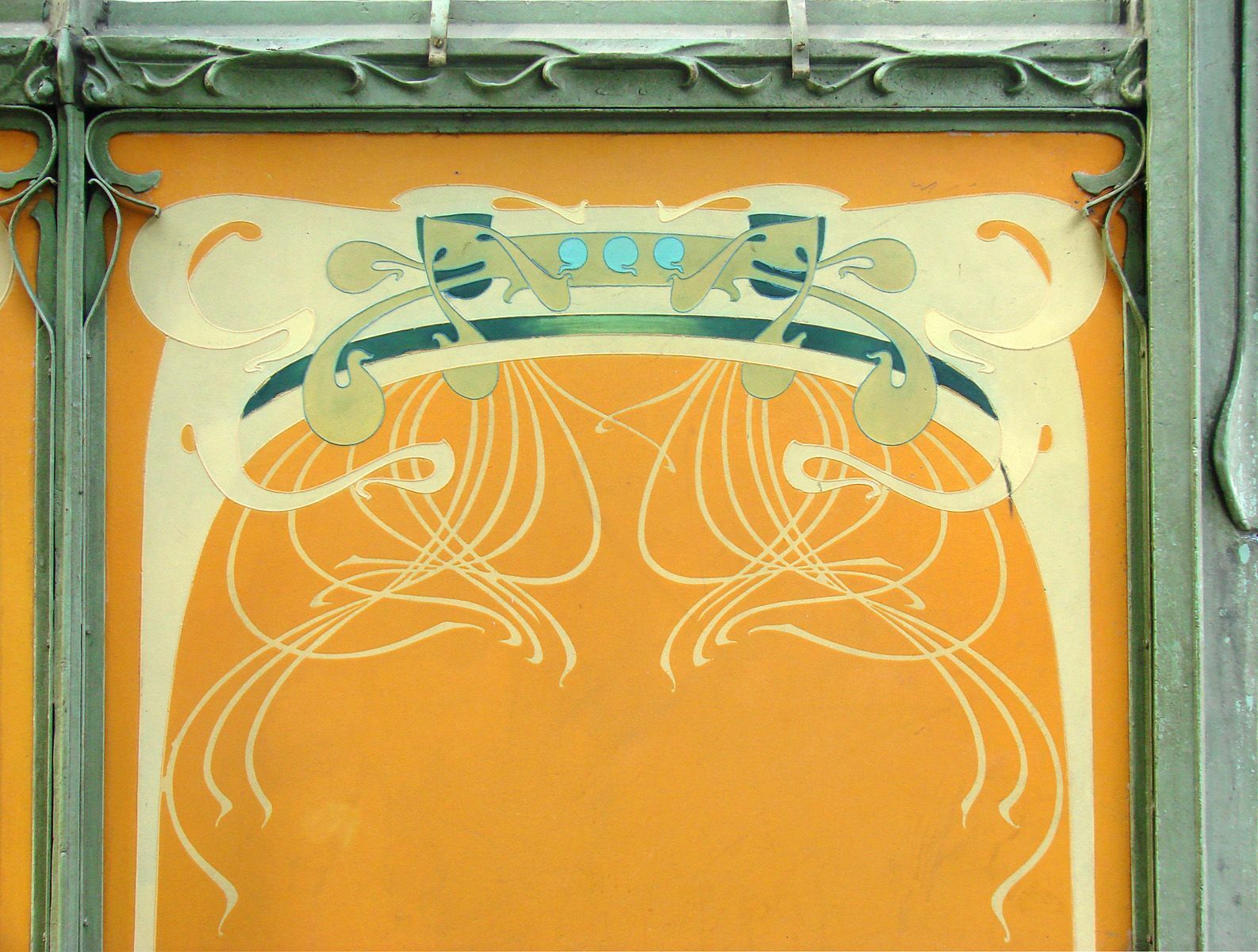 1900dcor-de-la-station-art-nouveau-de-la-porte-dauphine-hector-guimard_2590158847_o.jpg