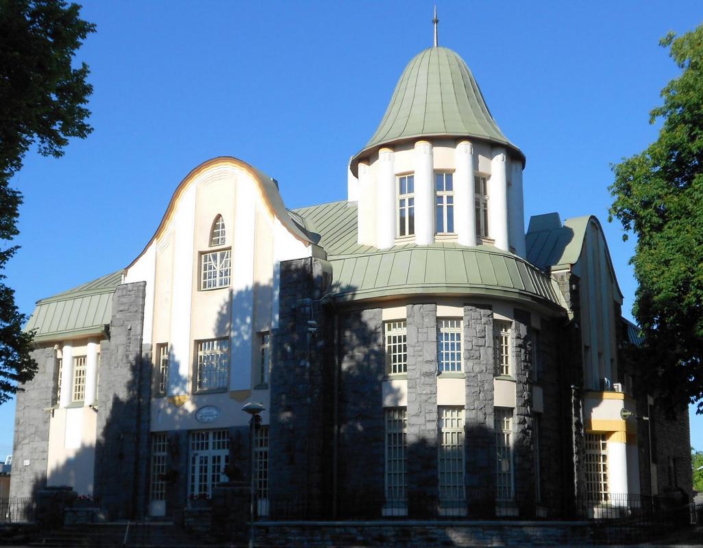 1910Pärnu maantee 67 Villa Luther (Aleksei Bubőr ja NikolaiпVassiljev 1910) (1).jpg
