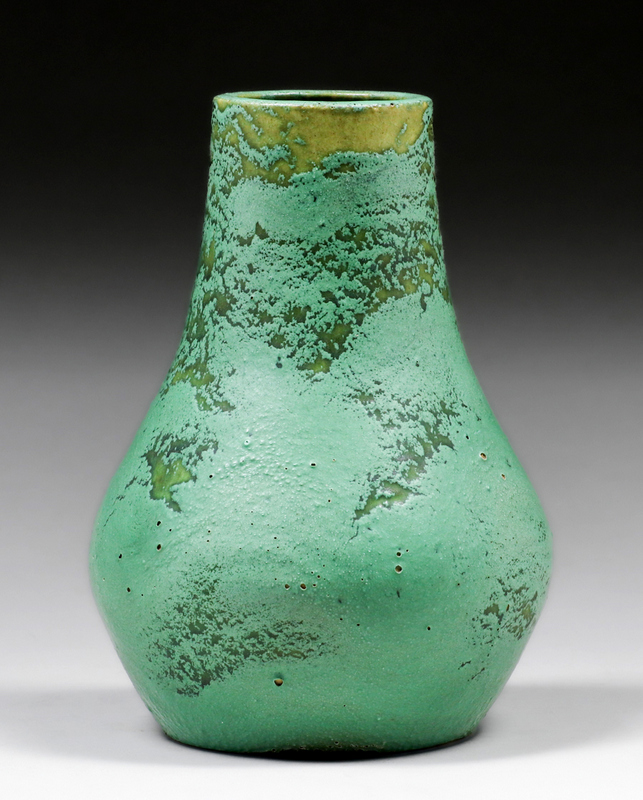 1913ArequipaPotteryCurdledMatteGreenVase1.jpg