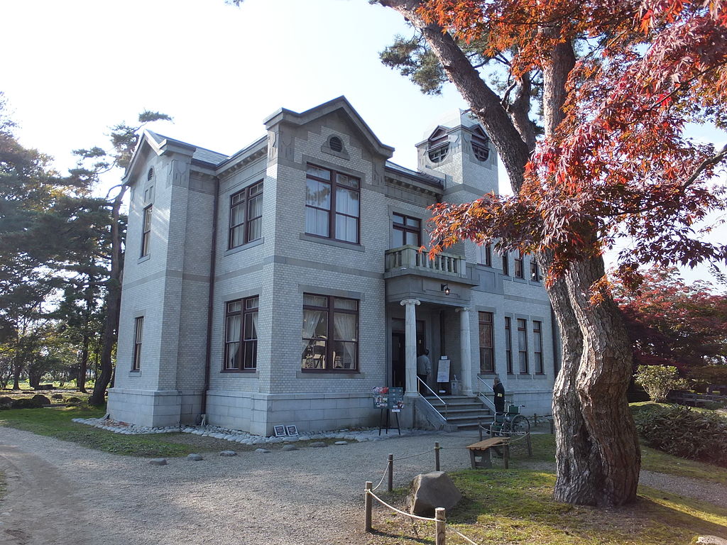 1922япExterior_of_the_Western-style_house_of_the_Ikeda-shi_Garden_20131106-1.jpg