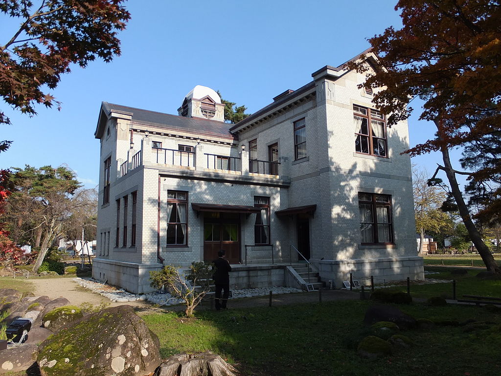 1922япExterior_of_the_Western-style_house_of_the_Ikeda-shi_Garden_20131106-2.jpg