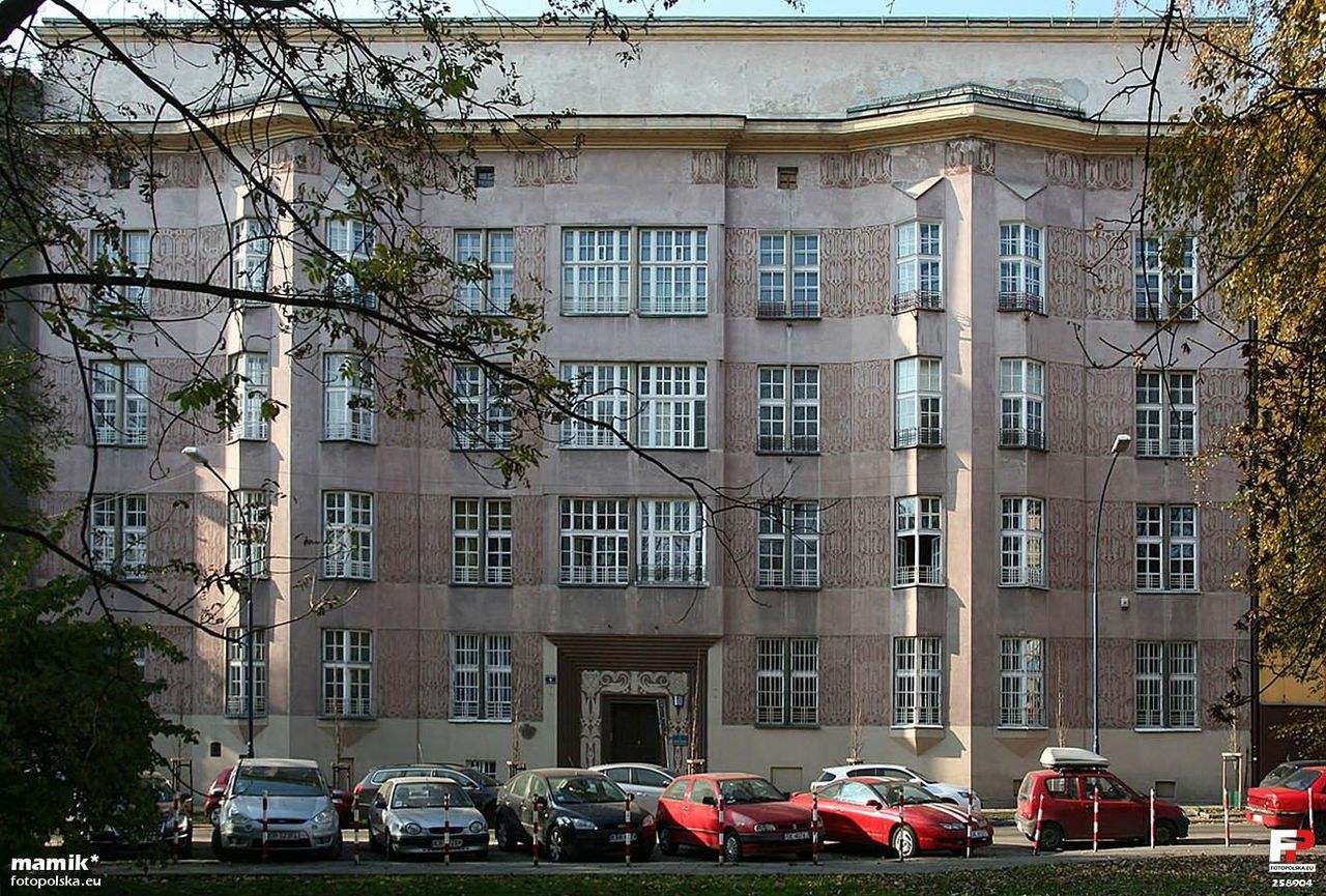 1928-Kraków,_Dom_Profesorów_UJ_-_fotopolska.eu_(258904).jpg
