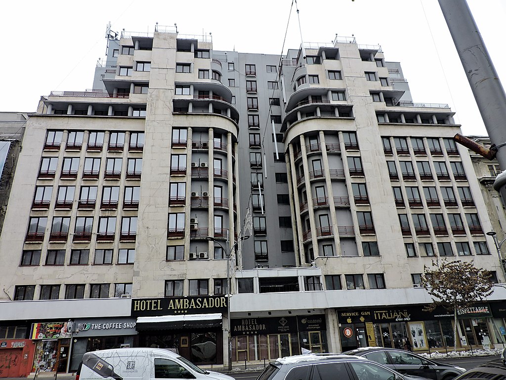 1937-Hotel_Ambasador,_Bulevardul_General_Gheorghe_Magheru,_Bucharest_(46424513562).jpg