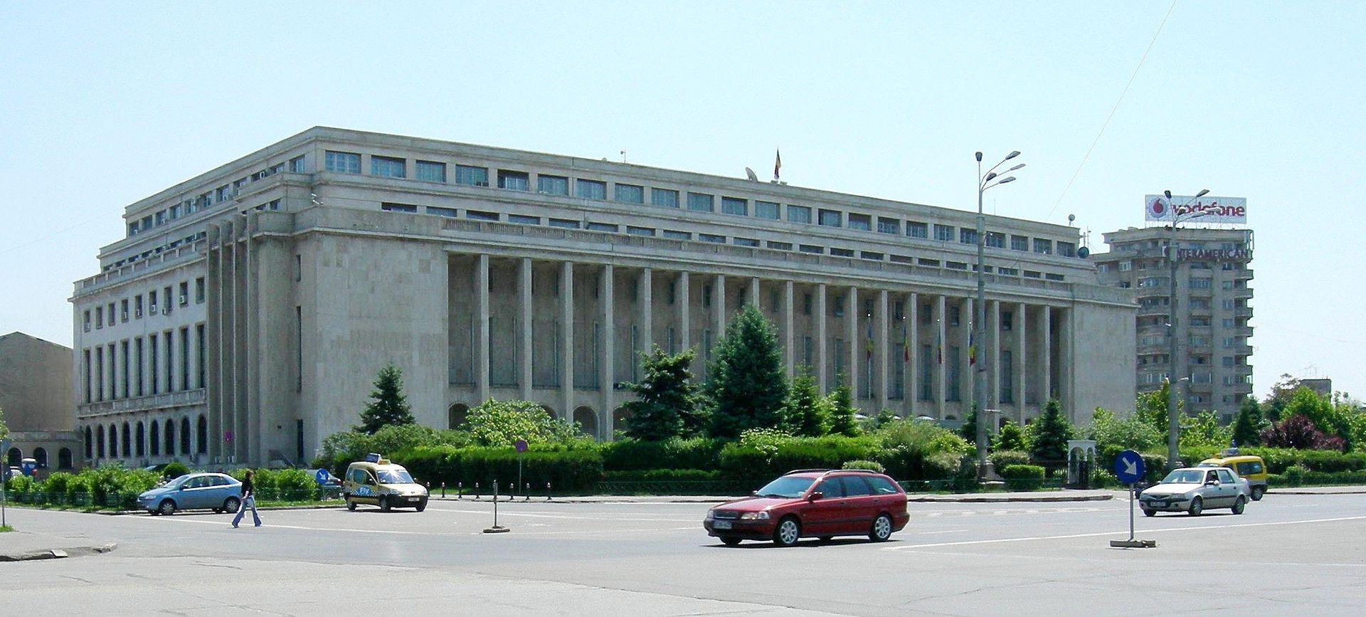 1940-Bucharest_Victoria_Palace-2.jpg