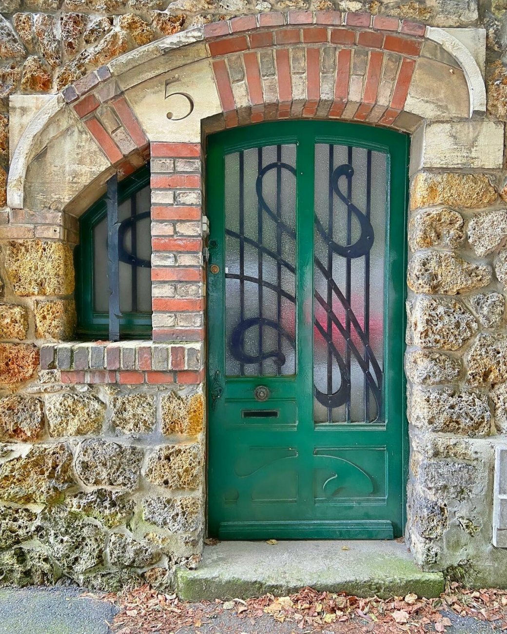 1Maisons Bourgeois69852841_18154219669295941_5065222405807841792_n.jpg