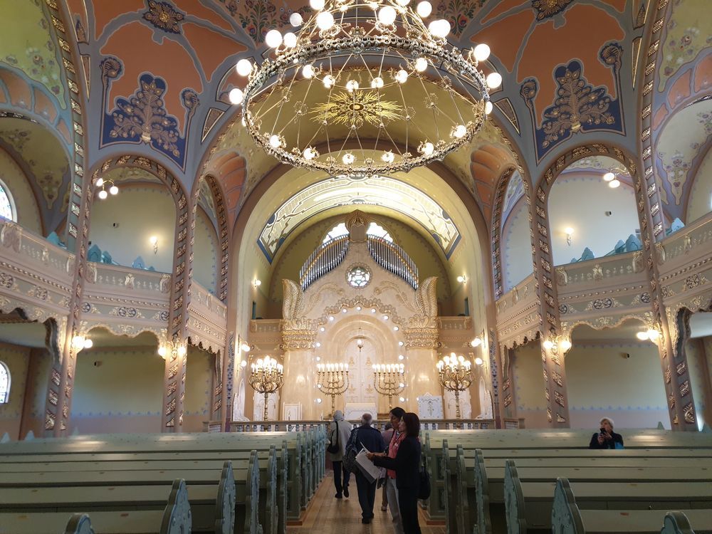 2 синагsubotica-synagogue-2.jpg