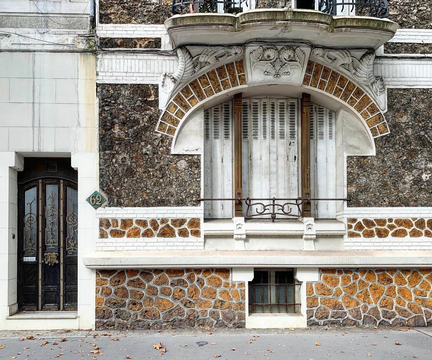 2 Hôtel_particulier277489689_133559695909773_7253268404496611665_n.jpg