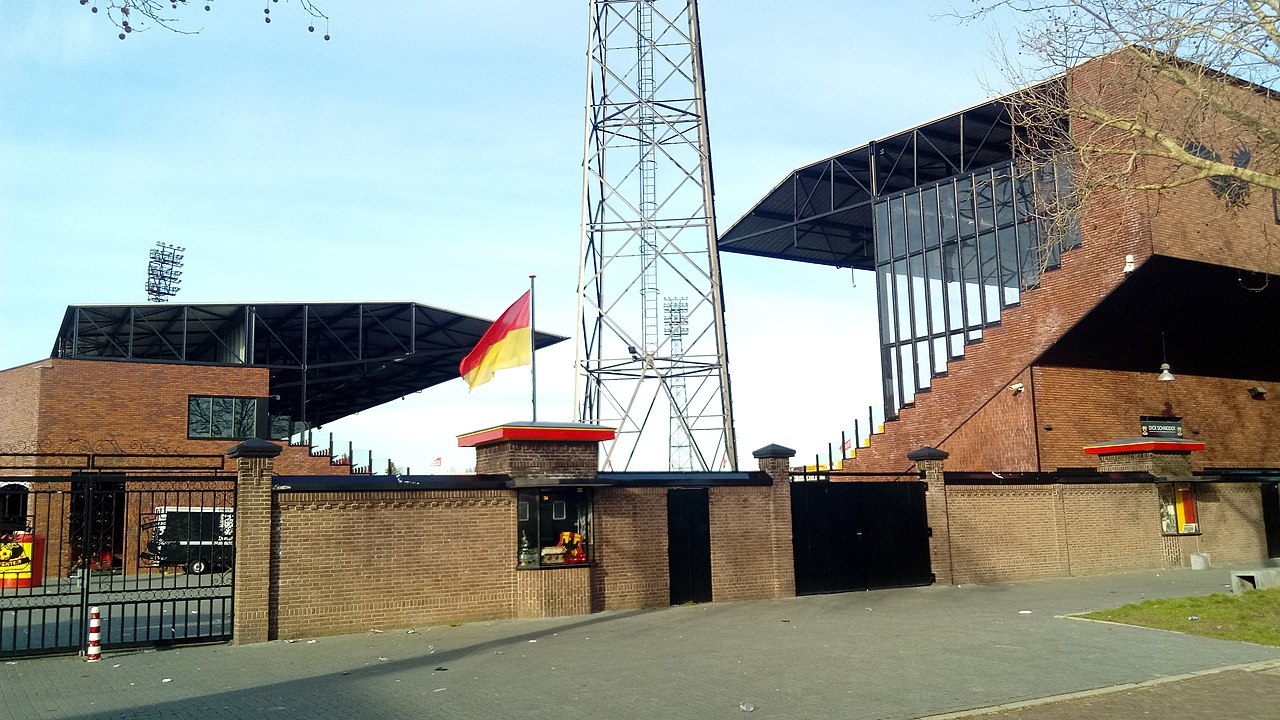 20 1280px-De_Adelaarshorst,_Deventer_(2019)_02.jpg
