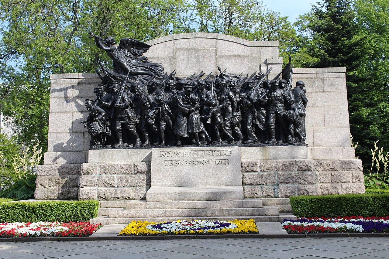 23 1280px-Monument_Response_Newcastle_Tyne_1.jpg