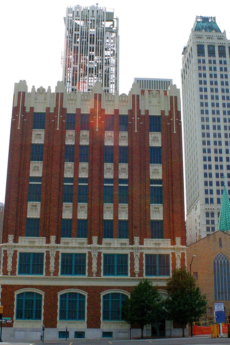 24 мша талсаTulsa_OK_Southwestern_Bell_Main_Dial_Building.jpg