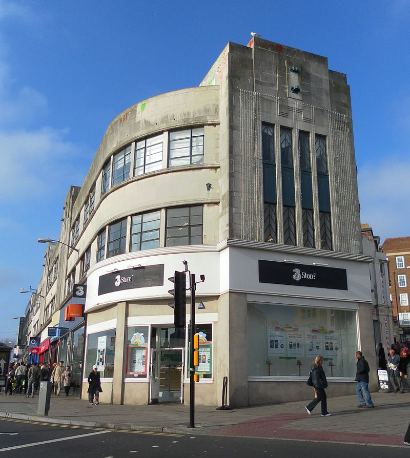 24 800px-Imperial_Arcade,_Western_Road,_Brighton_(from_SW).jpg