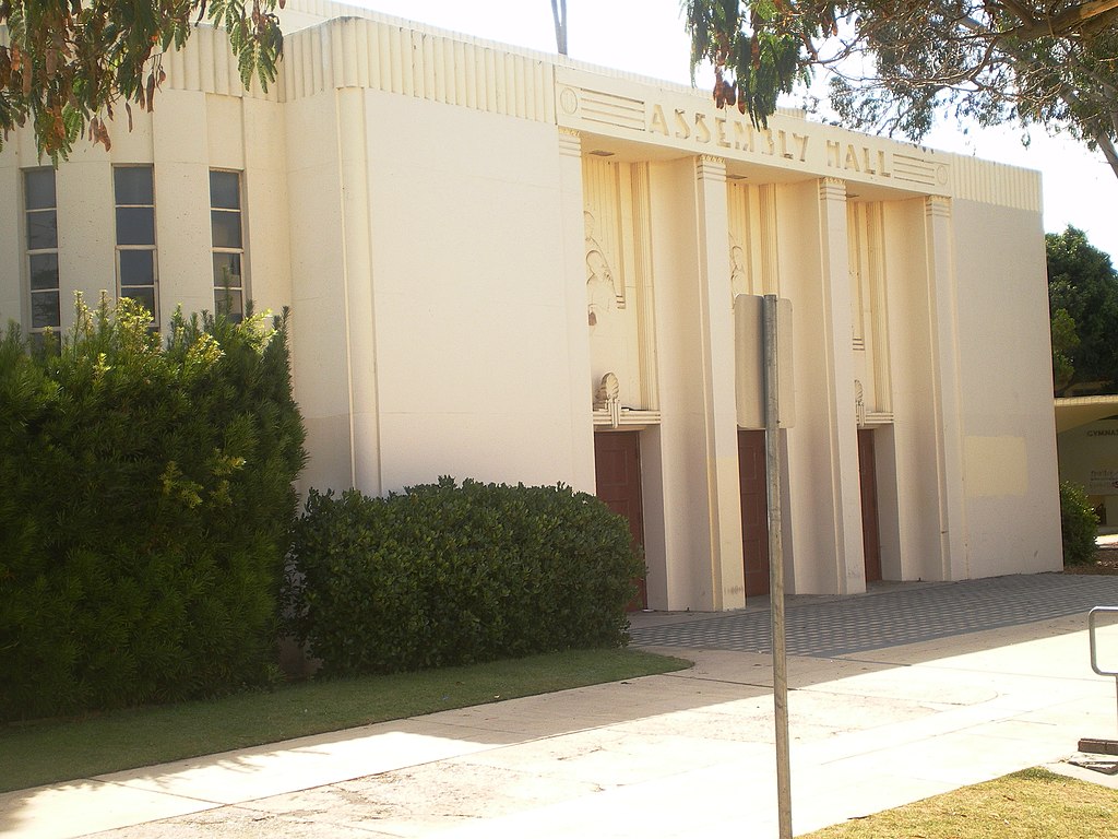 24 Torrance_High_School_Assembly_Hall.jpg