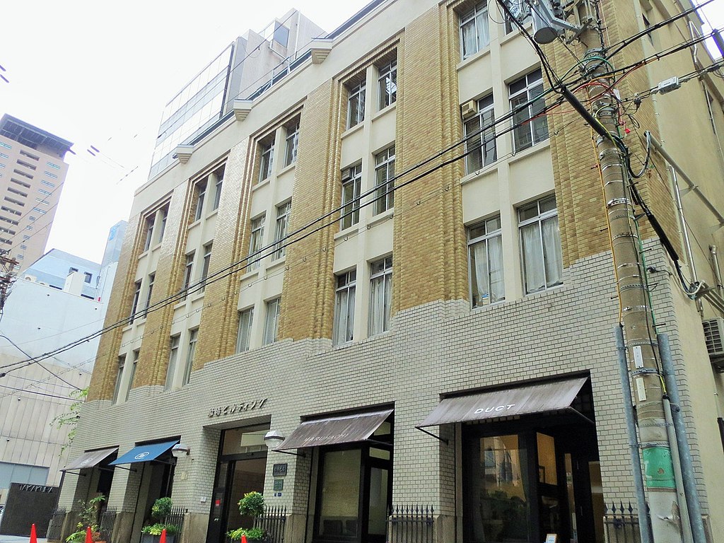 25яп1024px-Semba_Building01.jpg