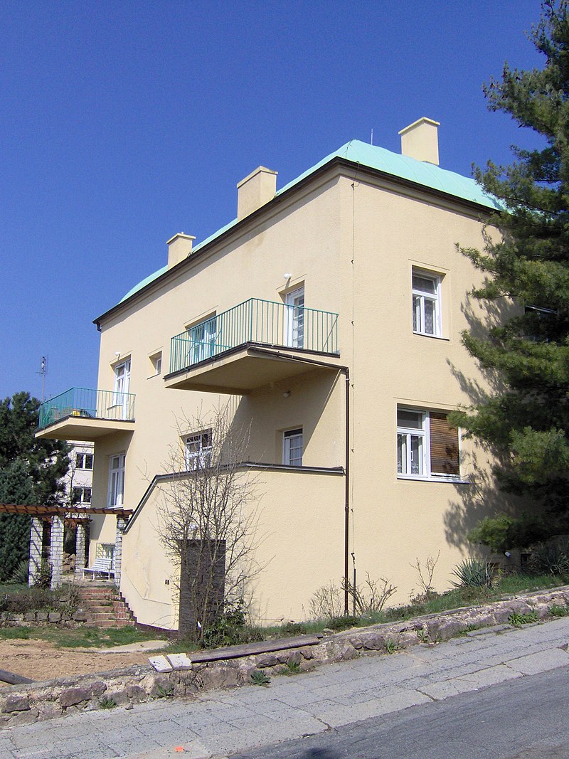26 800px-Brno,_Barvičova,_dům_č._25.jpg
