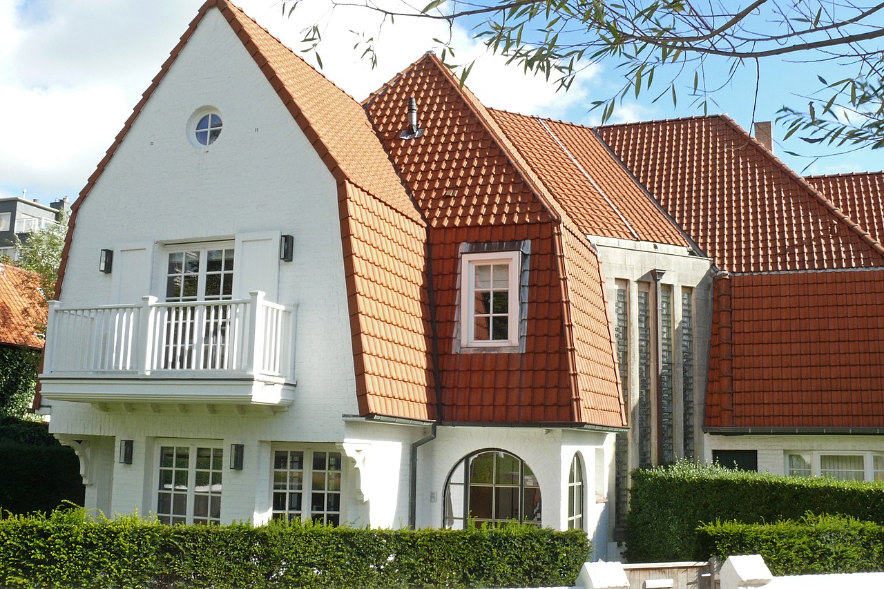 27 Gekoppelde_villa_(naamloos)_in_art-decostijl,_Eugène_Ysayelaan_1,_'t_Zoute_(Knokke-Heist).JPG