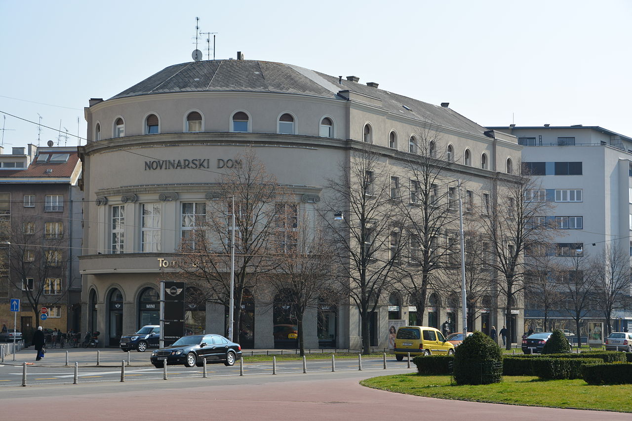 29 хор 1280px-Novinarski_dom_Zagreb_20150323_DSC_0258.jpg
