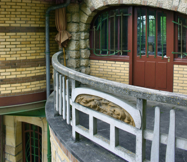 3 кастель валь Guimard-expo-1897-17-768x666.jpg
